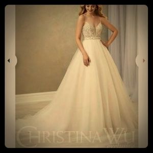 Never worn Christina Wu wedding gown